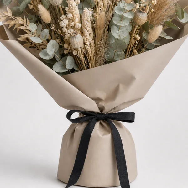 Dried Eucalyptus Bouquet container detail