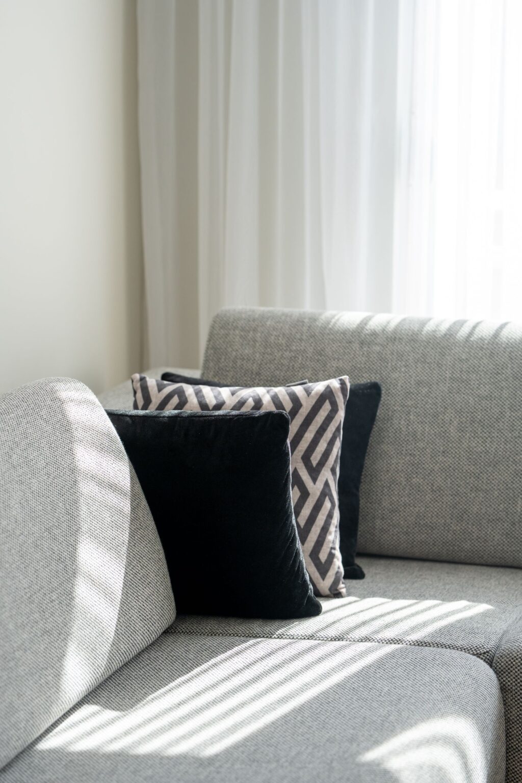 Sectional sofa cushions in textured linen blend