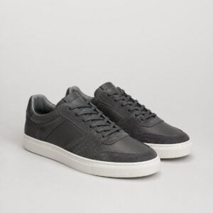 Travel Court Sneaker
